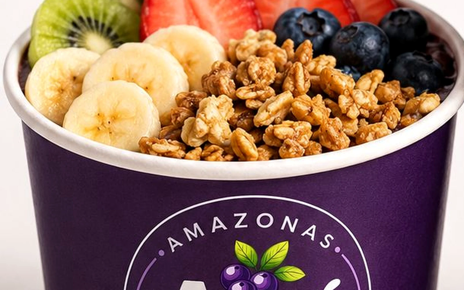 Açaí Tarrina con frutas frescas y granola